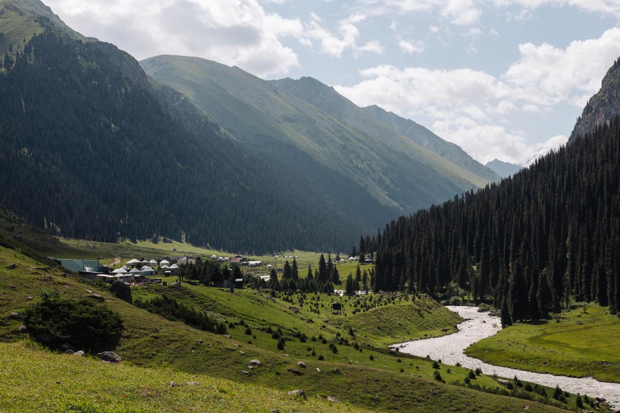 Eco Yurt Camp Arashan Hotel Teploklyuchenka Luaran gambar