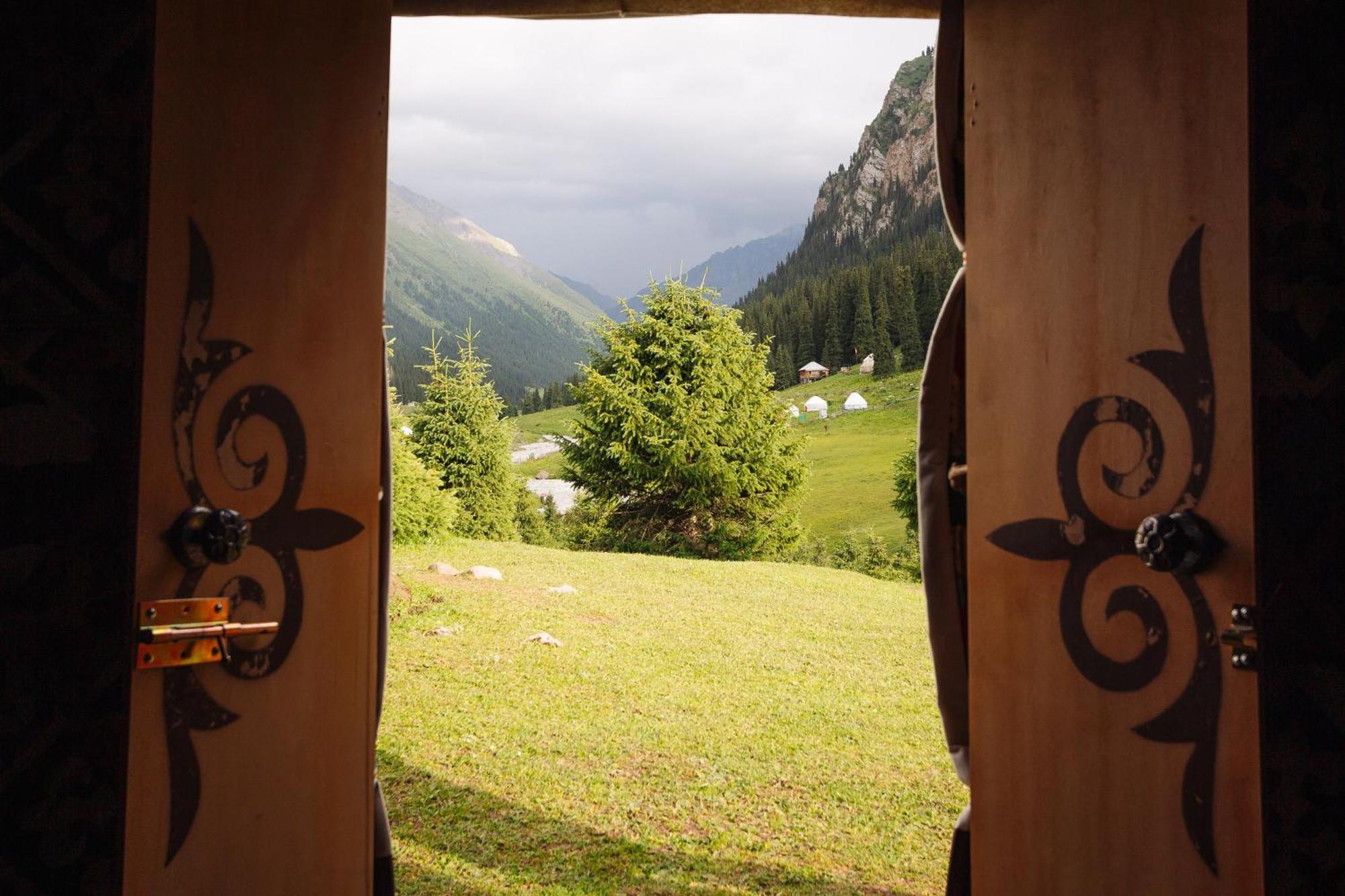 Eco Yurt Camp Arashan Hotel Teploklyuchenka Luaran gambar