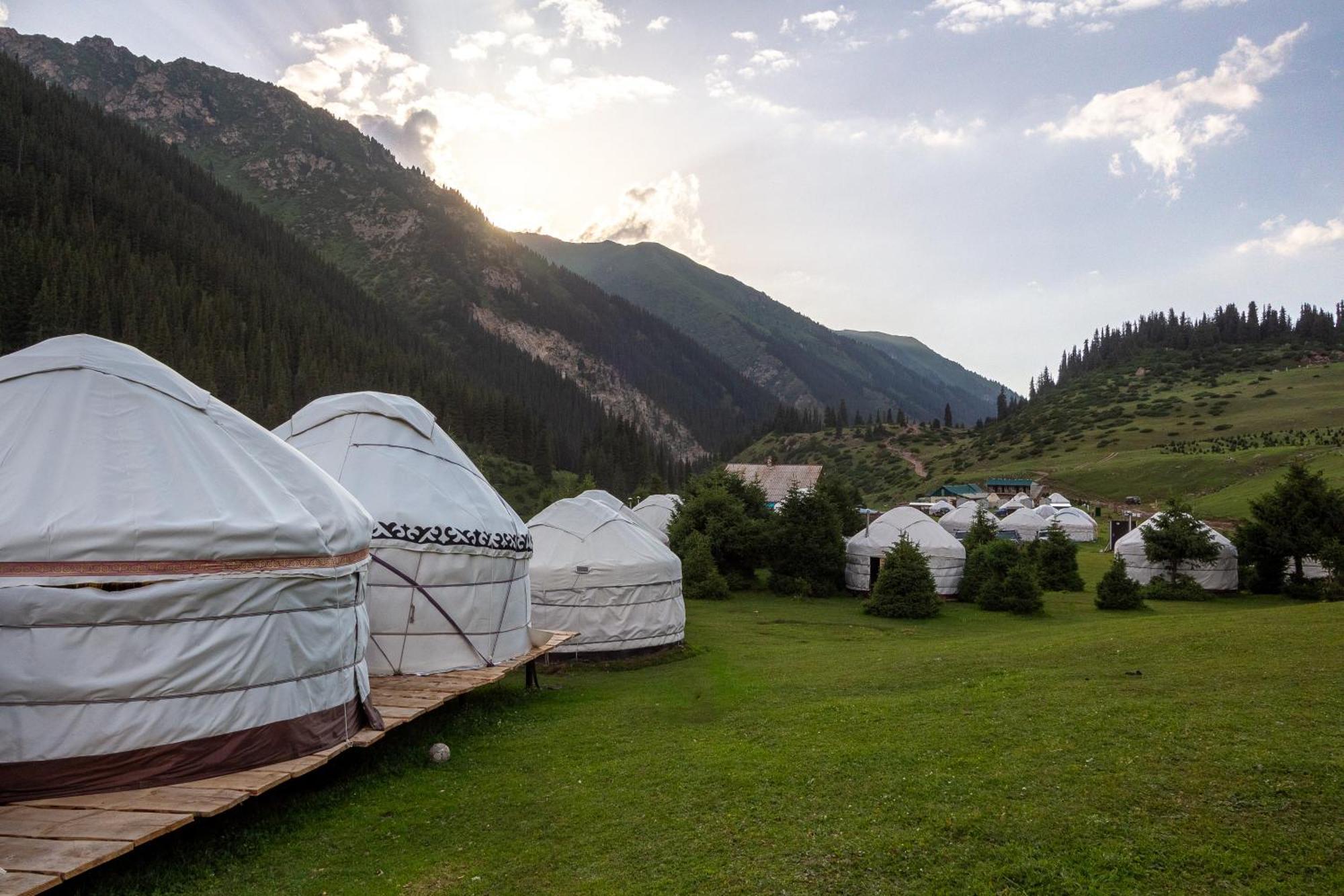 Eco Yurt Camp Arashan Hotel Teploklyuchenka Luaran gambar