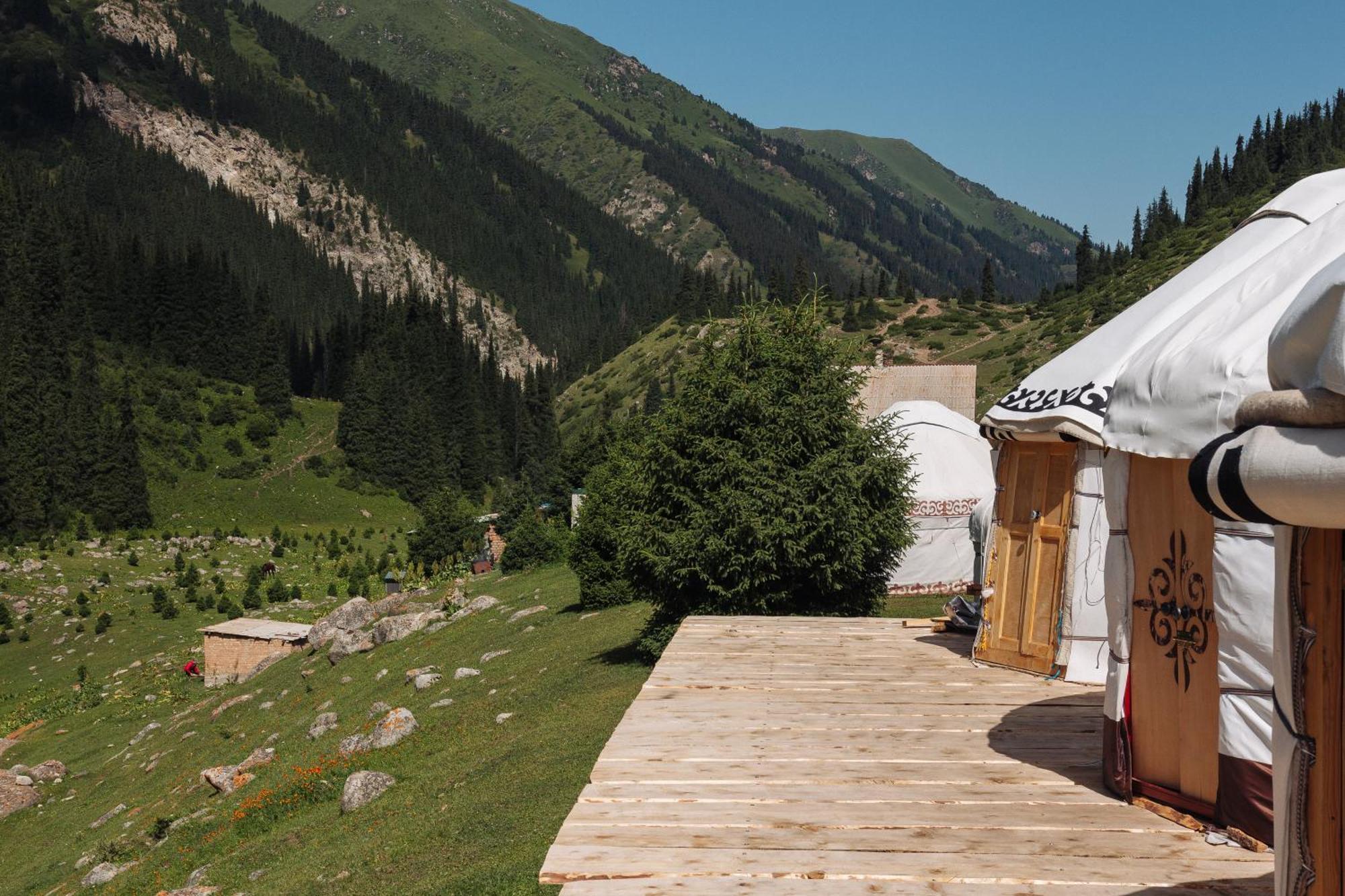 Eco Yurt Camp Arashan Hotel Teploklyuchenka Luaran gambar