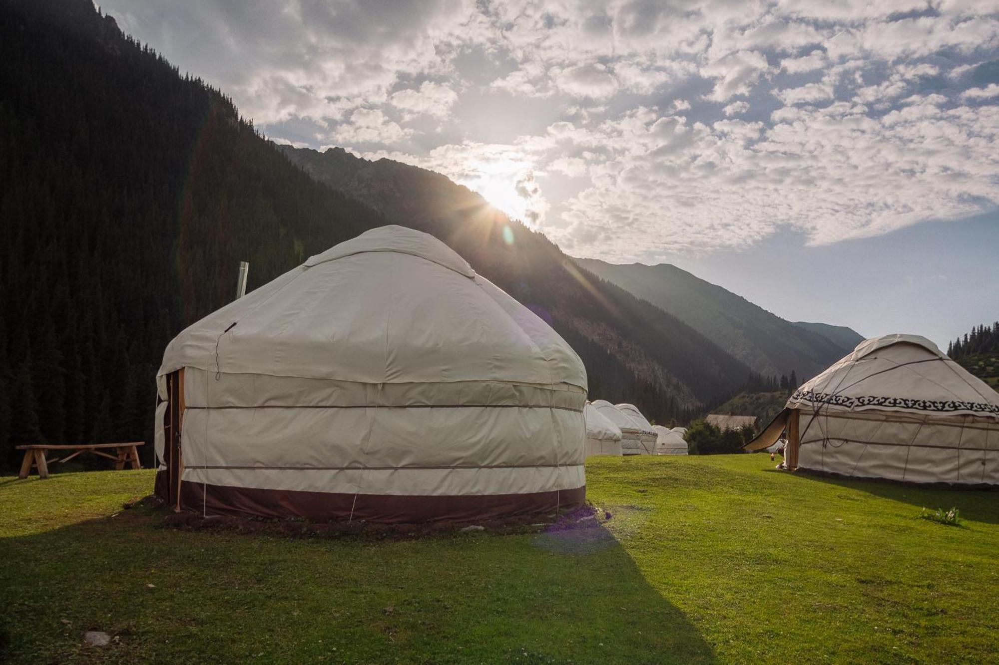 Eco Yurt Camp Arashan Hotel Teploklyuchenka Luaran gambar